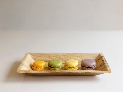 Rectangular palm leaf plate with macarons 16 x 24cm